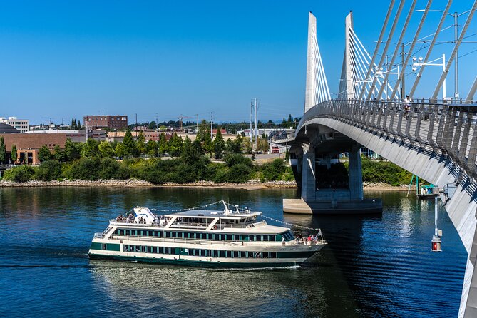 2-hour Brunch Cruise on Willamette River - Boarding and seating: reserved table, possible cold, and the ramp reality