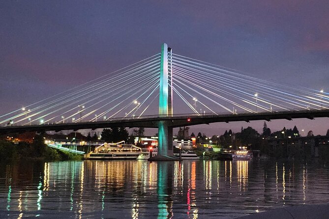 2-Hour Sunset River Cruise on the Stunning Willamette River - Governor Tom McCall Waterfront Park: green space that makes downtown feel less hard-edged