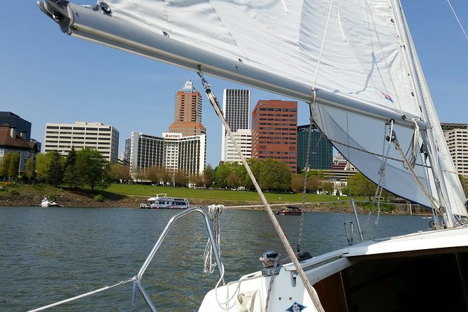 90 Minute Sailing Tour of Portland - Portland on the Water: What This 90-Minute Cruise Does Best