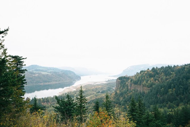 Afternoon Half-Day Multnomah Falls and Columbia River Gorge Waterfalls Tour from Portland - Why this 2pm Gorge tour feels so efficient