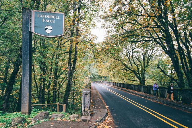 Afternoon Half-Day Multnomah Falls and Columbia River Gorge Waterfalls Tour from Portland - Vista House: 15 minutes of views, architecture, and pioneer-era comfort