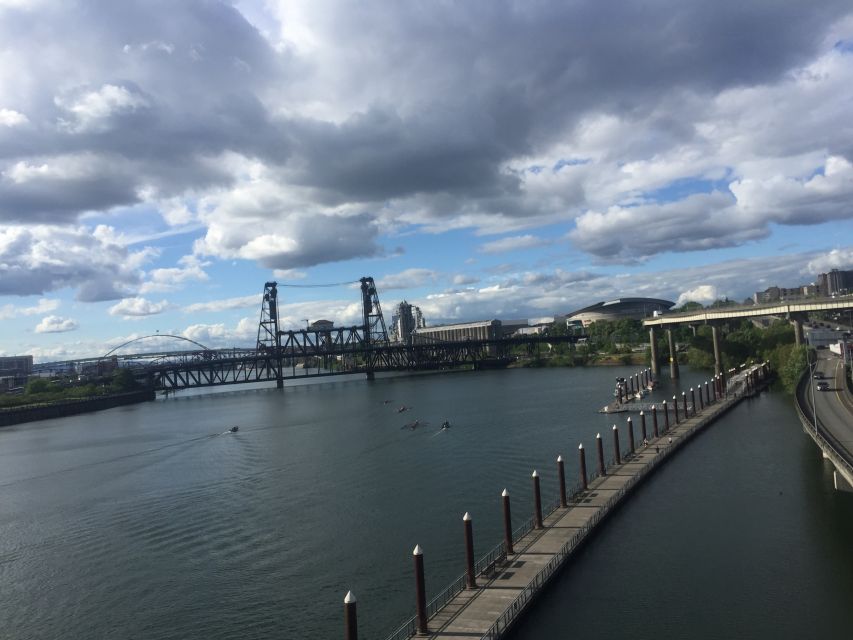 Bike Portland: Bridges, Neighborhoods, Poetry, and Roses - Semi-secret beaches, the river touch, and the Portland senses test