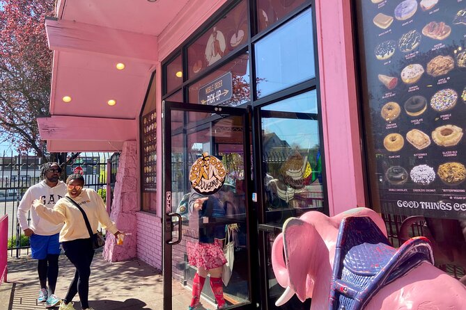 Doughnuts and Coffee Bike Tour: Local Secrets - Why this doughnut-and-coffee bike tour makes sense in Portland
