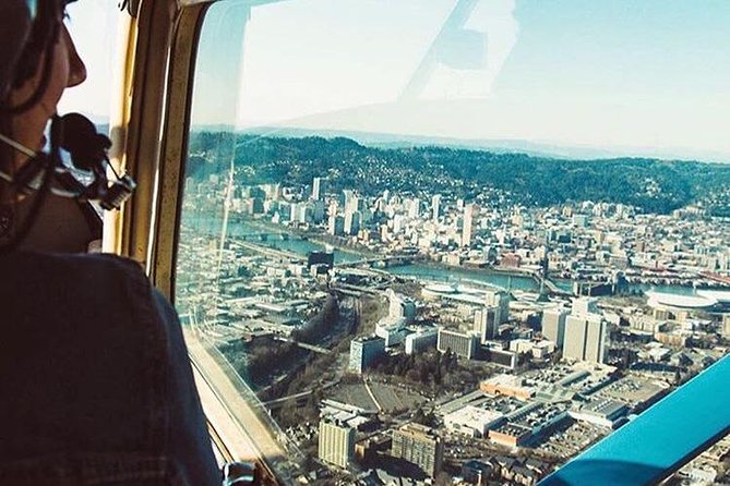 Downtown Portland Air Tour by Envi Adventures - The Portland Welcome Sign: Finishing With a Smile