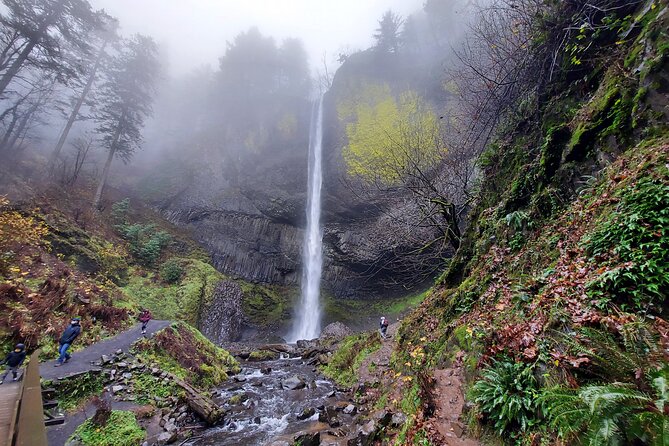 Explore Columbia River Gorge Half-Day Small-Group Hiking Tour - Multnomah Falls Timing: The 620-Foot Moment and How to Set Expectations