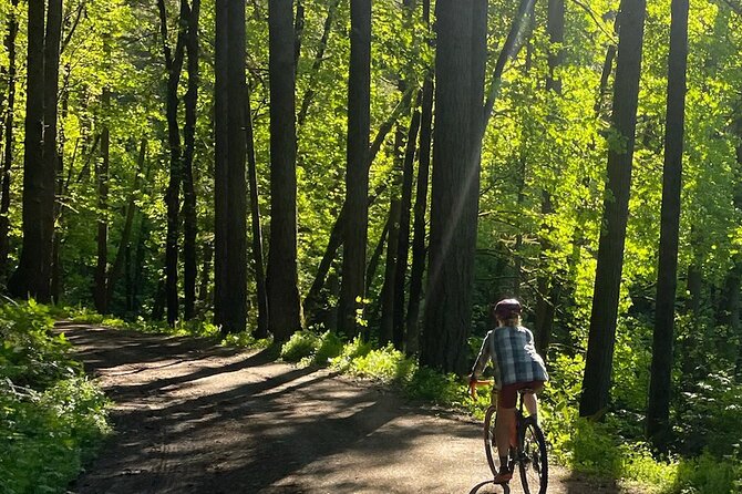 Forest Park Carbon Gravel Bike and E-Bike Tour - How This 3.5-Hour Ride Gets You Out of the City Fast