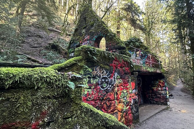 Forest Park Hiking Tour to Pittock Mansion - What’s included: snacks, water, and mini gear demos you’ll actually use