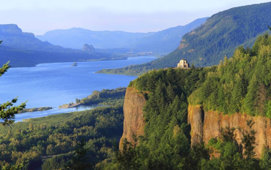From Portland: 7 Wonders of the Gorge Jetboat Cruise - 7 Wonders of the Gorge Jetboat Cruise: The Point is Speed and Views