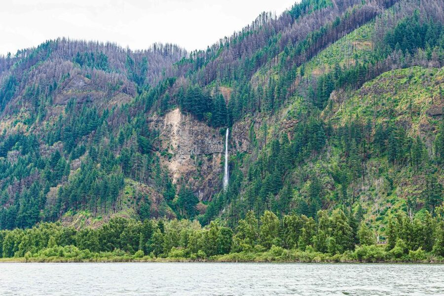 From Portland: 7 Wonders of the Gorge Jetboat Cruise - Comfort and Practical Stuff: Noise, Bathroom, Bags, and Seating Reality