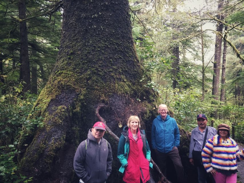 From Portland: Oregon Coast Day Trip Cannon Beach Area - Beaches and relics: what to watch for when the guide points