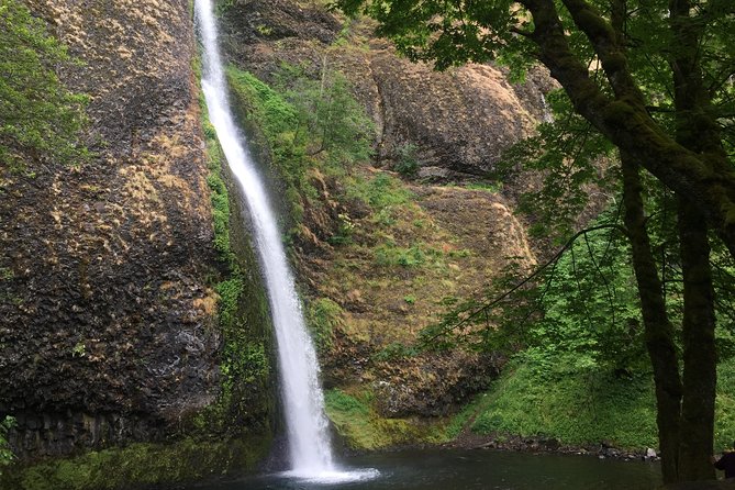 Hike and Bike Tour to Columbia River Gorge Waterfalls - The ride itself: what it feels like on shared roads