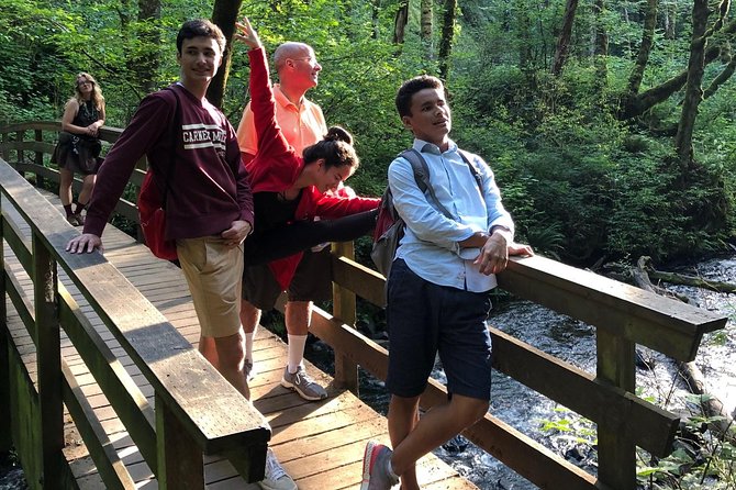 Hike and Bike Tour to Columbia River Gorge Waterfalls - Seasonal tips: what to wear and how to avoid being miserable