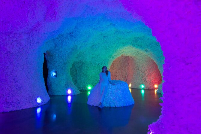 Hopscotch Portland Immersive Art Experience - Practical comfort: cleaning, smells, and the one thing to consider