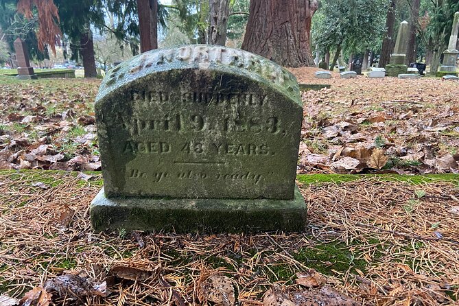 Macabre Ghost History of Portland, Oregon walking tour - The ending: finishing at Lone Fir near SE 26th Ave