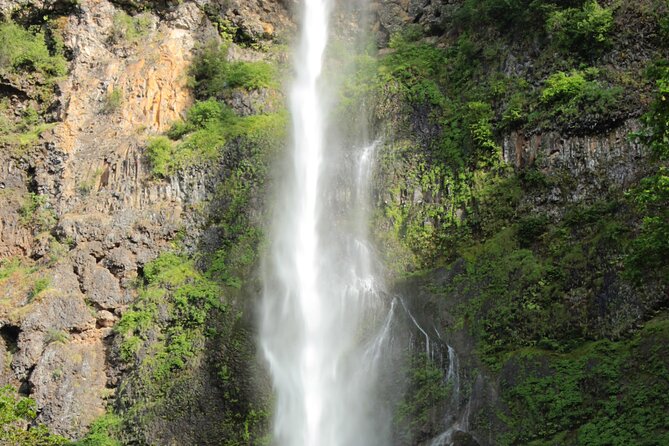 Morning Multnomah Falls and Gorge Waterfalls Tour - Vista House: the Crown Jewel view and why the building matters