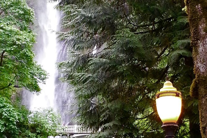Morning Multnomah Falls and Gorge Waterfalls Tour - Stop 0: getting oriented with Gorge history and geology