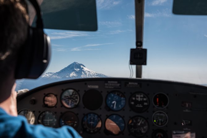 Mount Hood & Columbia River Gorge Air Tour by Envi Adventures - Willamette Valley: Getting Oriented Before the Big Peaks