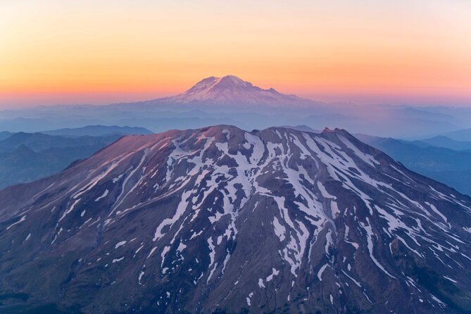 Mt. St. Helens Air Tour by Envi Adventures - What makes the experience feel “private” even with a group