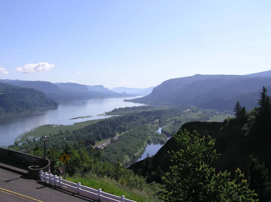 Multnomah Falls: Waterfall Corridor Hop-On Hop-Off Trolley - Where You Start Matters: Corbett vs Multnomah Falls Lodge Timing