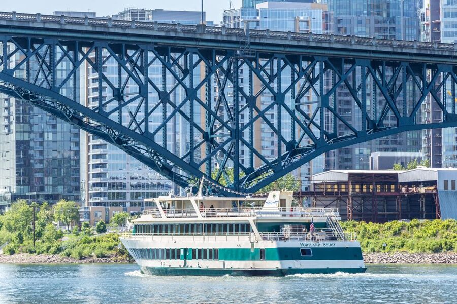 Portland: 2-Hour Lunch Cruise Through Downtown - What this costs and why it can still feel like value