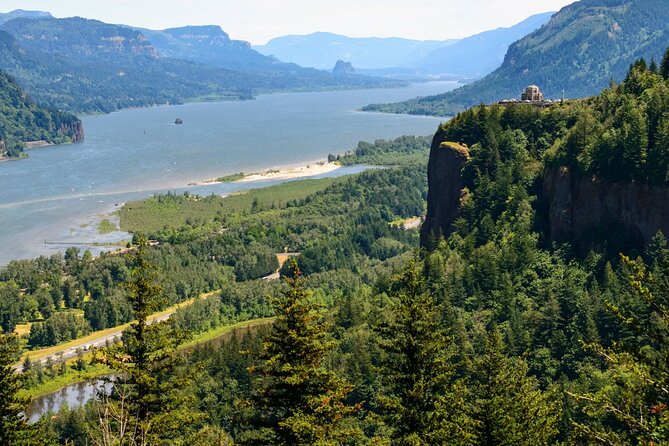 Portland City & Columbia Gorge Waterfalls: Our two best tours! - International Rose Test Garden: More Than a Quick Photo Break