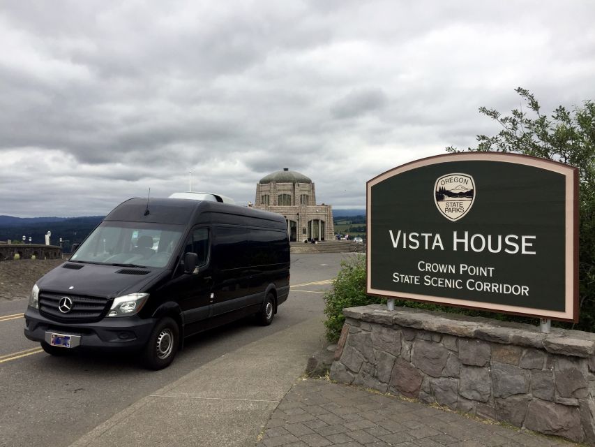 Portland: Columbia River Gorge 3-Hour Small Group Tour - The short rainforest hike: Cathedral-style waterfall energy