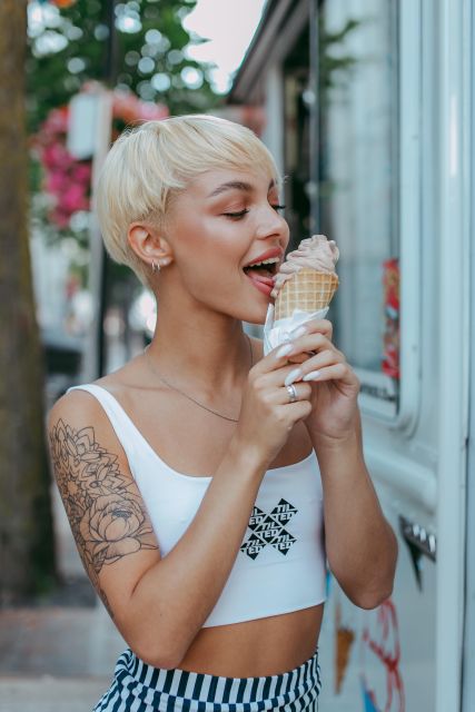 Portland: Guided Ice Cream Walking Tour with Tastings - Entering the Sweet Zone: What You’re Actually Buying