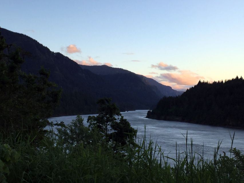 Portland: Mount Hood Wine and Waterfalls Full-Day Tour - Hood River Valley winery lunch with a mountain view