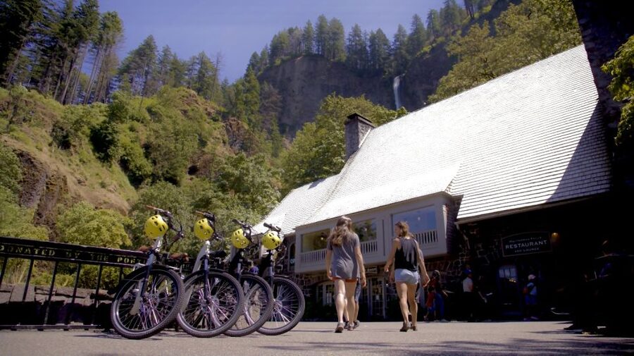 Portland: Multnomah Falls E-Bike Tour in the Columbia Gorge - Wahkeena Falls: 45 minutes to enjoy the waterfall vibe