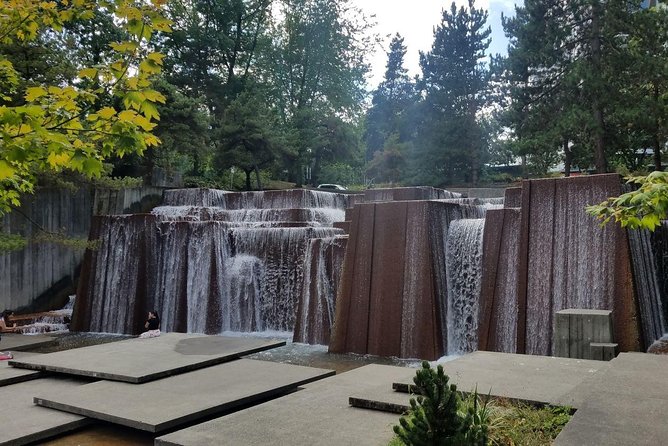 Portland, Oregon City Tour! - OMSI Pass-By: The Science Option for Your Later Night Plans