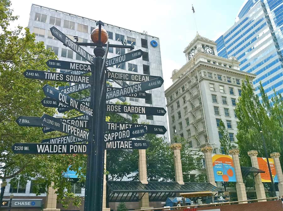 Portland, Oregon: Pink Trolley Hop-On Hop-Off Tour - Price and time: what your $32 buys you (and what it doesn’t)