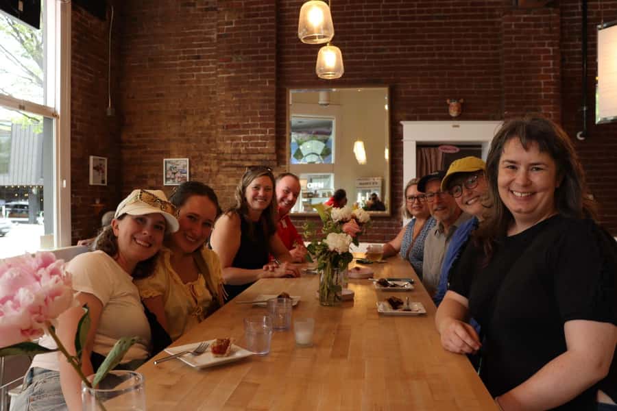 Portland: Secret Food Tour with Local Guide - What you learn about Portland between bites