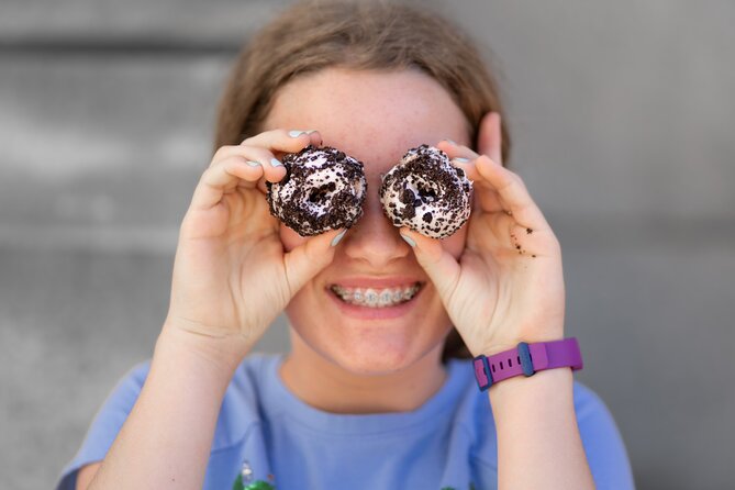 Portland Walking Food Tour – Warm Donuts, History & Hidden Gems - The legend and the lesson: why the donut story is part of the meal