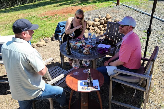 Private Wine Tours - The guide makes or breaks the day: Wayne and Camille’s role