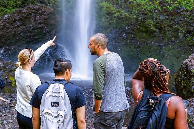 See Multnomah, two waterfalls & Vista House (Transport Included) - Bridal Veil Falls State Park: the classic 118-foot pour with 1.2 miles of walking