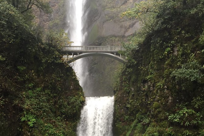 Small Group: Columbia River Gorge Waterfalls Tour from Portland - Crown Point: A State Park Viewpoint Break (15 Minutes)