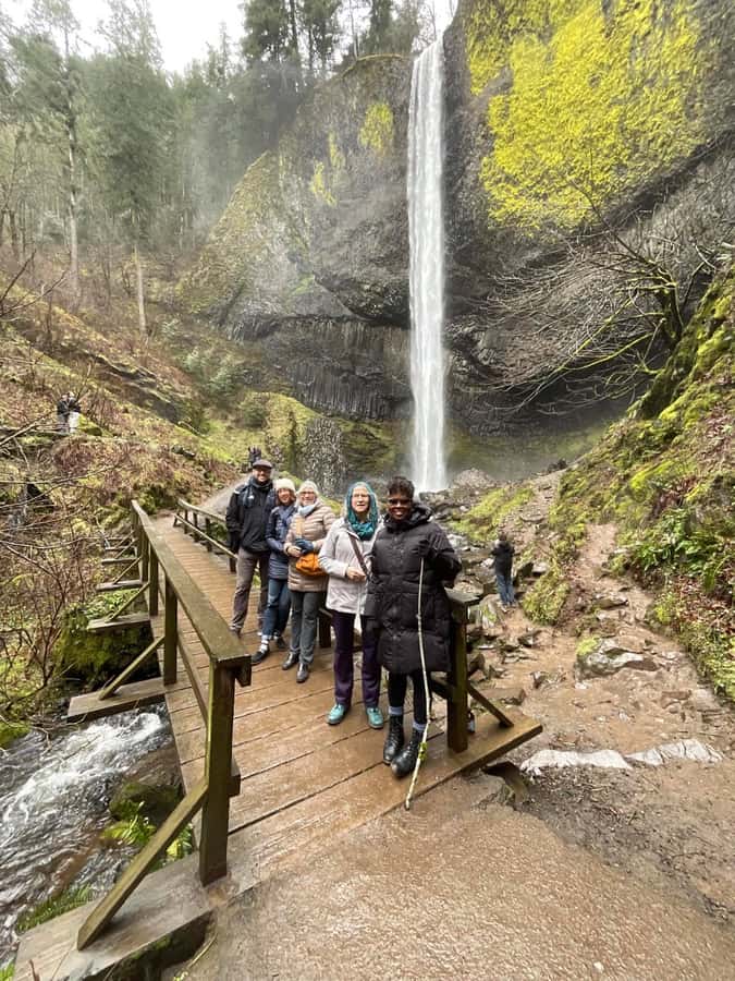 Wonderful Waterfalls of Columbia River Gorge Tour - The old-growth pause: inn, gift shop, and visitor center